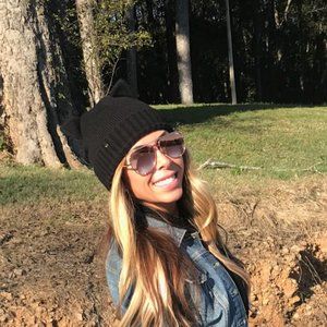 Meet your Posher, Mj